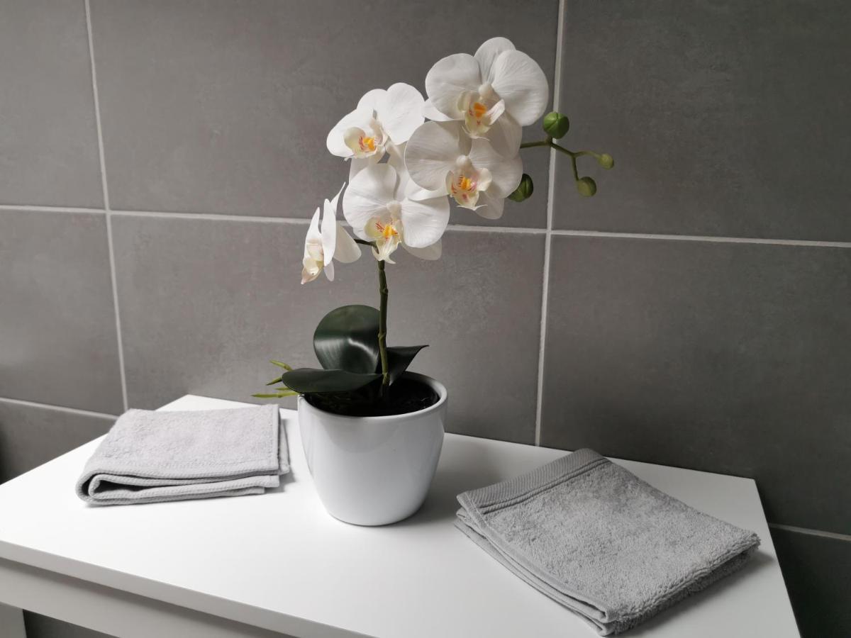 Les Suites De Meiz Stavelot Luaran gambar